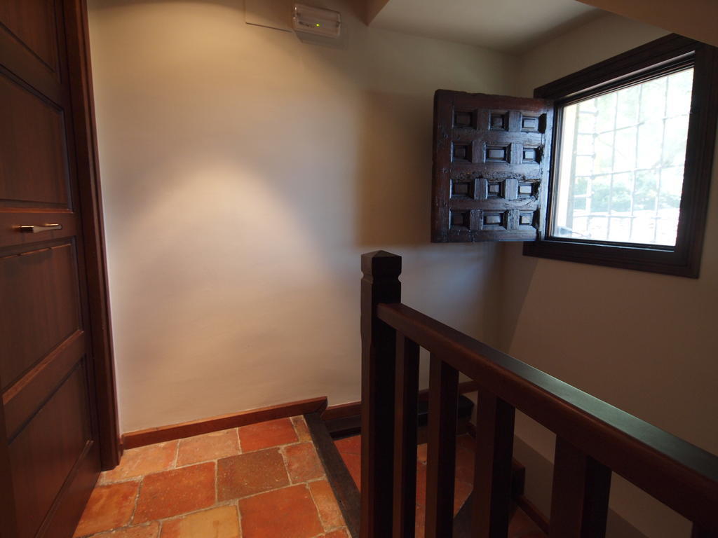 Los Ojos De La Mora Apartamentos Boutique Cuenca  Esterno foto