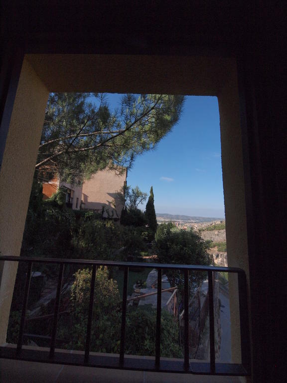 Los Ojos De La Mora Apartamentos Boutique Cuenca  Camera foto